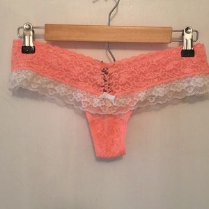 Victoria’s Secret The Lacie thong